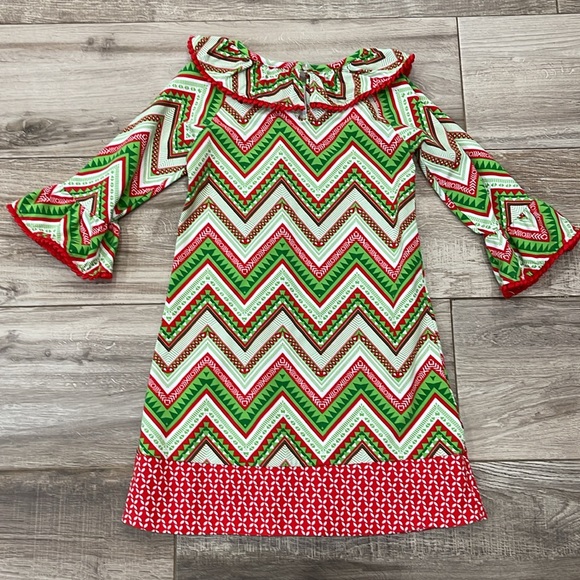 Christmas/Holiday Red & Green Dress - Picture 2 of 10